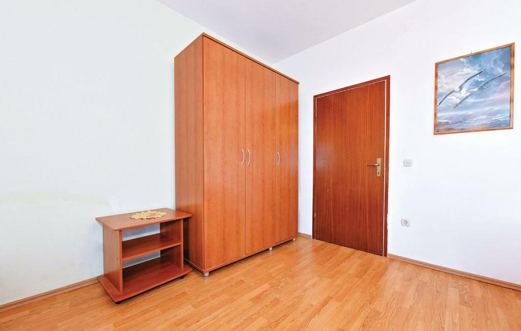 ホテル Apartman Palme シベニク エクステリア 写真