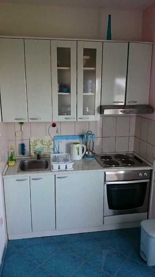 ホテル Apartman Palme シベニク エクステリア 写真